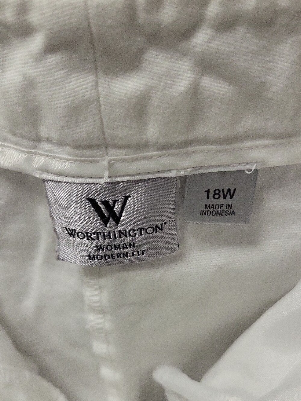 Women's Worthington White Straight-Leg Pull-On Pants - Picture 2 of 4